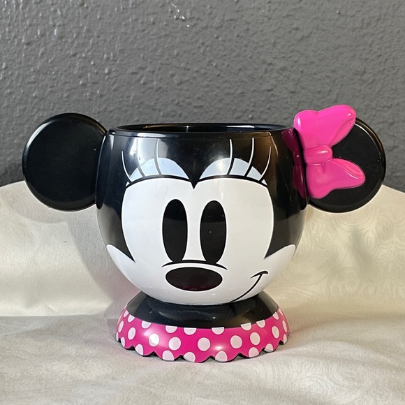 Disney Minnie Mouse Cuppie - Picture 2 of 2